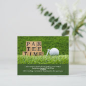 Golf redt de datum met golfbal en t-shirt briefkaart (Staand voorkant)