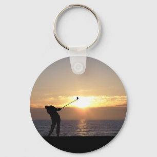 Golf spelen op zonsondergang sleutelhanger