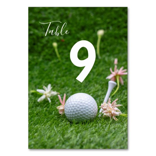 Golf Table numéro avec balle de golf et tee vert (Par défaut)