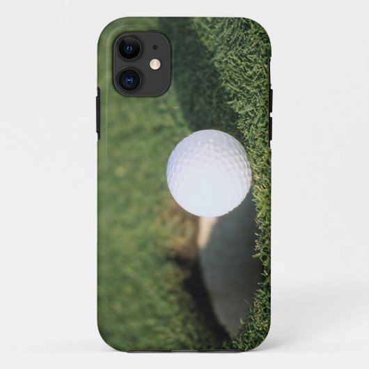 Golfbal aan de rand van het gat Case-Mate iPhone case (Achterkant)