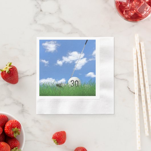 golfbal en club voor de 30e verjaardag servet (Insitu)