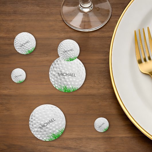 Golfbal in Gras Confetti