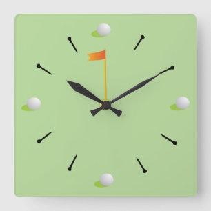 Golfballen en vlaggenstok op groene ondergrond vierkante klok