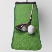 Golfclub en bal op een groen oppervlak Putter Golfheadcover (Draai 90)
