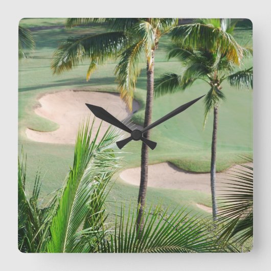 Golfcursus in Tropics Wall Clock Vierkante Klok (Voorkant)