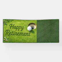Golfpensioen met golfbal op green