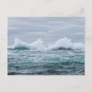 Golven breken het eiland Staffa af Briefkaart