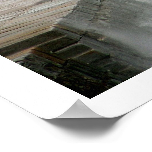 Golven kruipen op pier poster (Hoek)