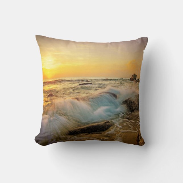 GOLVEN & ROTSEN Zonsondergang Zeegezicht Kussen (Voorkant)