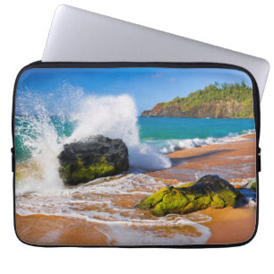Golven slaan op het strand, Hawaï Laptop Sleeve