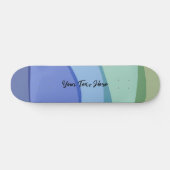 Golvend modern ontwerp lichtblauwe aangepaste teks skateboard (Horizontaal)
