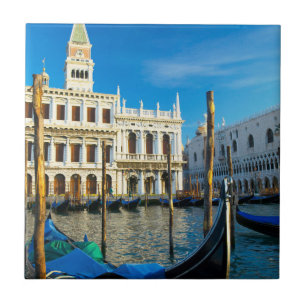 Gondels op Grand Canal bij Doge's Paleis Tegeltje