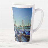 Gondolas in Venetië, Italië Latte Mok (Rechts)