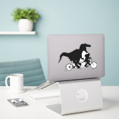 Gone Squatchin cycling met T-rex Sticker (Laptop op bureau)