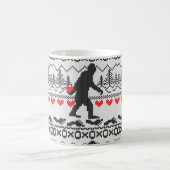 Gone Squatchin for Love Ugly Knit Style Koffiemok (Center)