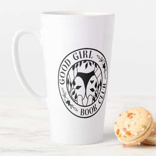 Good Girl Book Club Latte Mug (En situation)