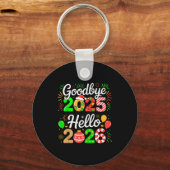 Goodbye 2025 Hello 2026 Happy New Year's Eve Chris Sleutelhanger (Voorkant)