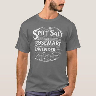 Gooi gemorst zout altijd over je linkerschouder t-shirt