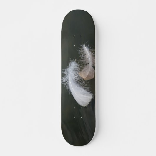 Goose Feathers Floating Skateboard (Voorkant)
