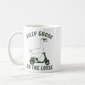 Goose Silly On The Loose Scooter Funny Animal Men Koffiemok (Links)