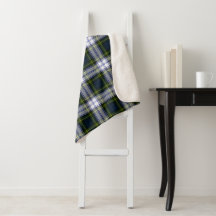 Gordon Dress Pset Sherpa Blanket