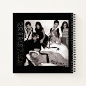 Gossip Meisje Zwart-wit Groep Graphic Notitieboek (Achterkant)