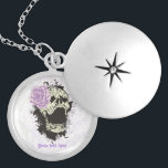 Goth crâne avec collier rose violet vintage<br><div class="desc">Crâne gothique avec collier personnalisé vintage mandarin violet rose.</div>