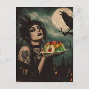 Goth vrouw met een retro gelatine salade en een kr briefkaart