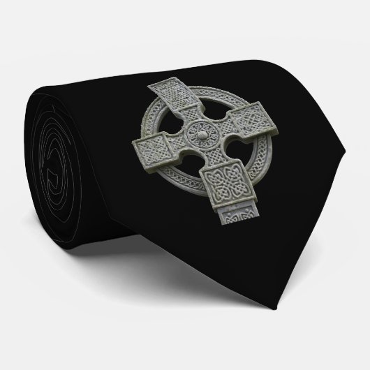 Gothic Aesthetic Celtic Cross Black Stropdas (Opgerold)