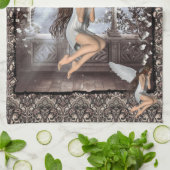 Gothic Angel en haar hond Theedoek (Gevouwen)