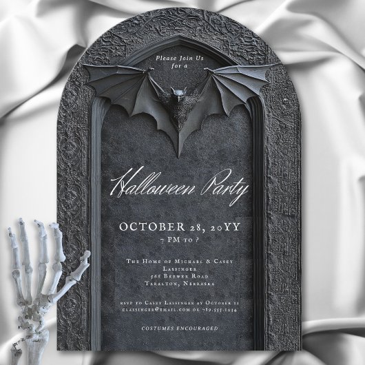 Gothic Bat Arched Tombstone Halloween Party Kaart