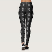 Gothic Black and White Grunge Skull Leggings (Achterkant)