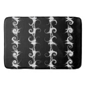 Gothic Black en White Linear Curlicue Pattern Badmat (Voorkant)