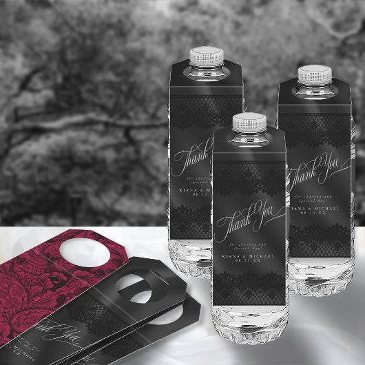 Gothic Black Lace & Satin Wedding ID866 Flessenhanger