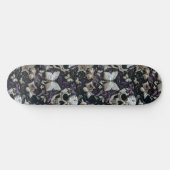 Gothic Black Paarse Skulls en Moths Skateboard (Horizontaal)
