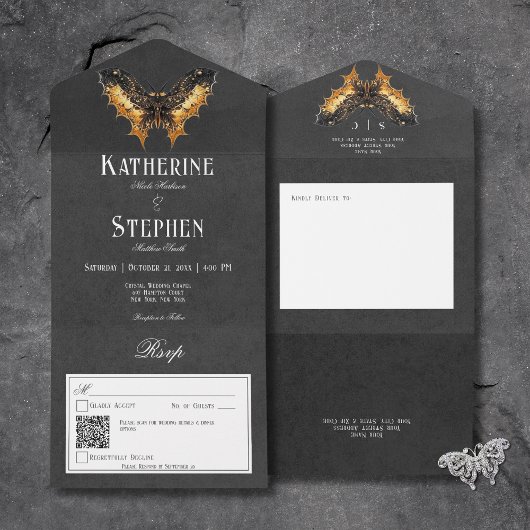 Gothic Gold & Black Moth Moody QR-code All In One Uitnodiging