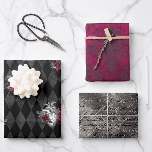 Gothic Heart Wrapping Paper Sheets (Voorkant)