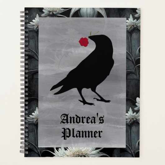 Gothic raven holding red rose planner klantgericht (Voorkant)
