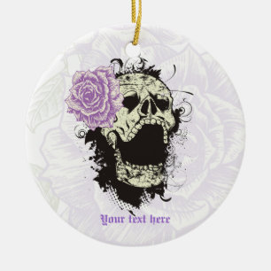 Gothic schedel met  paarse roos keepsake keramisch ornament