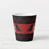 Gothic Skull and Guardian Ravens Halloween Latte Mok (Voorkant)