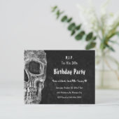 Gothic Skull Birthday Party RIP naar zijn 30s Uitnodiging Briefkaart (Staand voorkant)