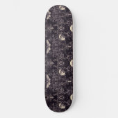 Gothic Skull Moths en Moon Skateboard (Voorkant)