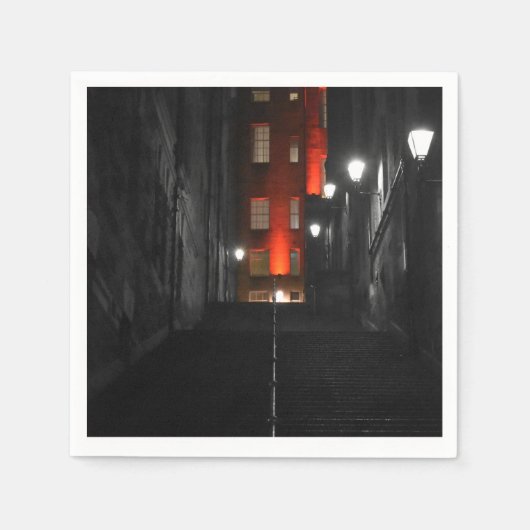 Gothic Staircase Servet (Voorkant)