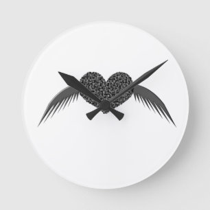 Gothic Winged Love Heart Wall klok