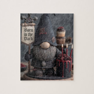 Gothische Halloween kabouter met 'Geboren in het D Legpuzzel