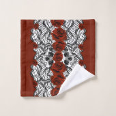 Gothische stijl, zwarte kant, schedels en rode roz bad handdoek (Wasdoekje)
