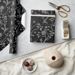 Gotisch Roos en botpatroon Cadeaupapier