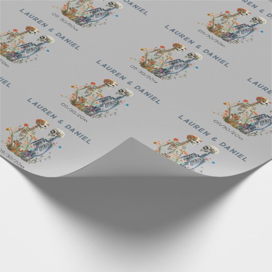 Gotische Bloemen Skelet Liefhebbers Namen Bruiloft Cadeaupapier (Hoek)