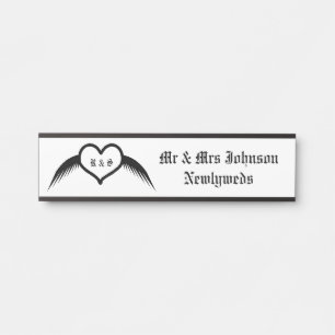 Gotische bruiloft gevleugeld hart Custom Monogramm Deurbordje