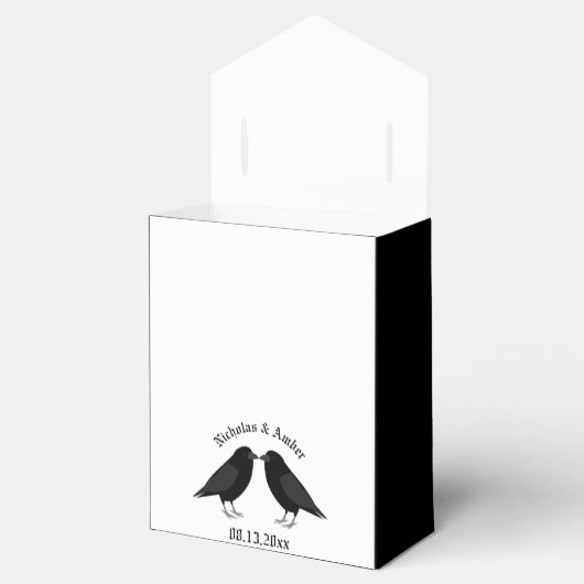 Gotische bruiloft kussen Ravens Custom Bedankdoosjes (Geopend)